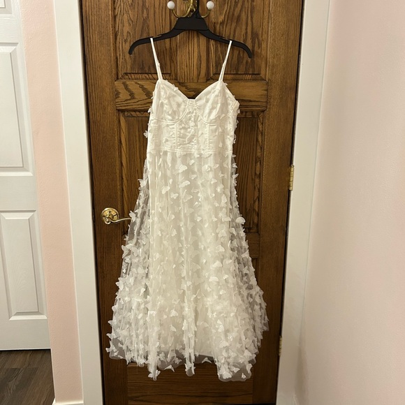 Lulu's 3D Butterfly White Lace Formal Midi Dress Large - Picture 2 of 10